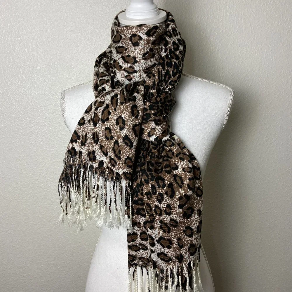 NWOTLarge  Scarf Wrap Animal Print Fringe